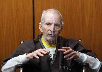 El convicto multimillonario Robert Durst muere en prisión