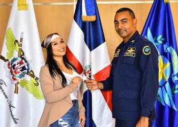 Director general del CESAC recibe a la ingeniera astronáutica dominicana Scarlin Hernández