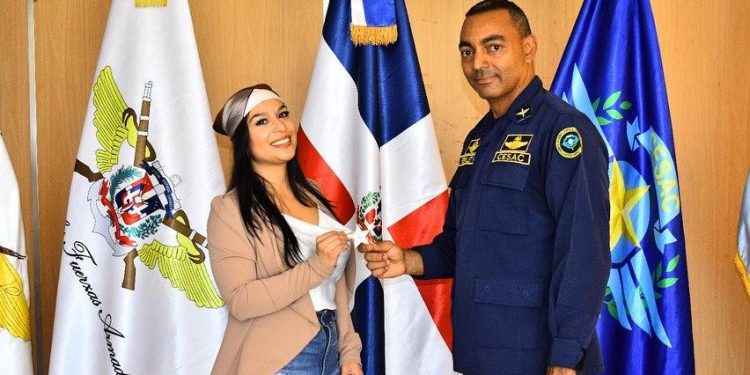 Director general del CESAC recibe a la ingeniera astronáutica dominicana Scarlin Hernández