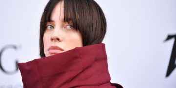 Billie Eilish fue pelirroja en secreto durante una semana, ¡y ahora tenemos foto!