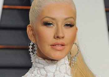 Christina Aguilera retoma español con toda “La fuerza”