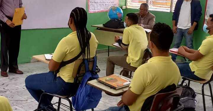 Ajenos al paro, clase dominical Minerd Prepara con buen inicio en Santiago