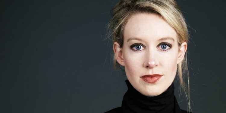 Auge, fraude y derrumbe de Elizabeth Holmes: de recaudar 9 mil millones de dólares con una gota de sangre a la cárcel