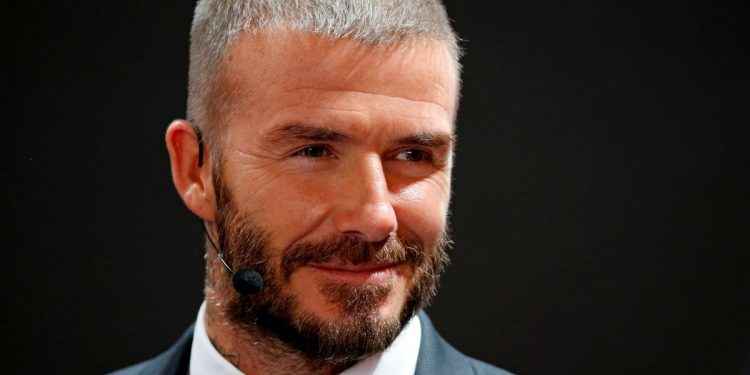 La polémica por el beso de David Beckham a su hija de 10 años en los labios