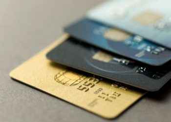 Pro Consumidor sancionará negocios cobren comisión por pagar con tarjetas de crédito