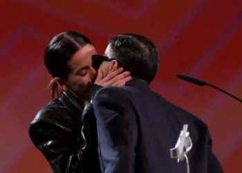 Rosalía y Rauw compran enorme mansión en Barcelona