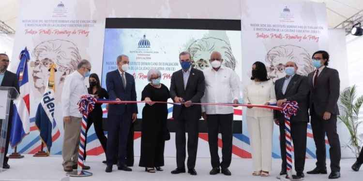 Abinader inaugura edificio IDEICE que investigará y evaluará la calidad de la educación