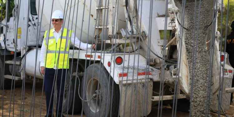 Con inversión de 1750 millones de pesos, presidente Abinader inicia construcción de verja perimetral en frontera con Haití