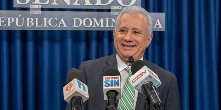 Senador Taveras Guzmán lanza la campaña “Recuperemos lo Robado”
