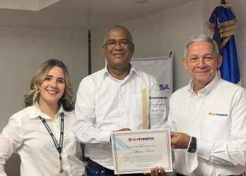 BANFONDESA reconoce el talento y la excelencia de sus colaboradores