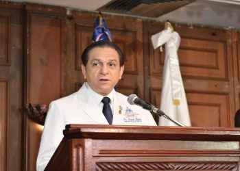 Ministro de Salud considera verja perimetral en la frontera ayudaría a reducir el índice de mortalidad materna