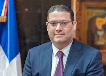 Sanz Lovatón sobre muro con Haití: «Desde adentro del Gobierno se ve la película completa…»
