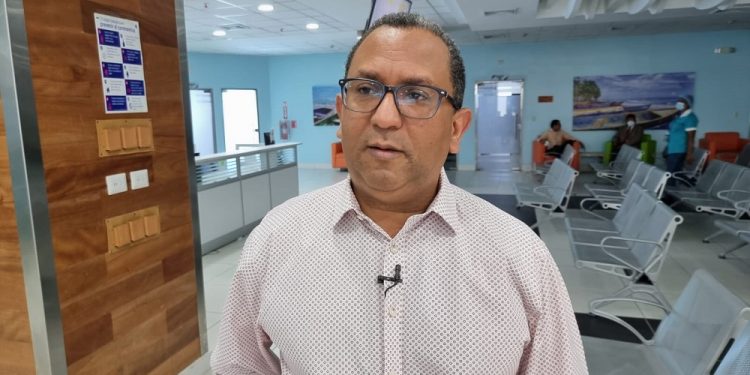Diputado Francisco Díaz dice oposición rechaza reforma constitucional por temor a justicia independiente