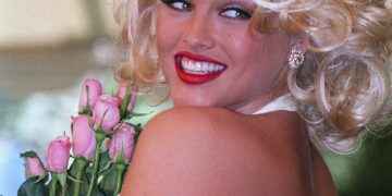Cirugías, un marido anciano y millonario, y un final trágico: Anna Nicole Smith