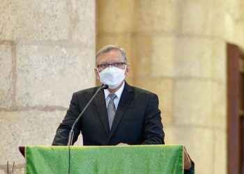 Leonardo Aguilera explica el país no tiene problemas de abastecimiento de combustibles