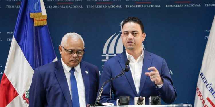Tesorería Nacional pagará a más de 15 mil personas de FASE y PA’ TI, cuyos subsidios no los recibieron mientras estuvieron vigentes esos programas