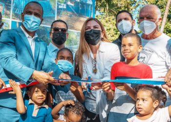 Renovado Parque 30 de Mayo es inaugurado por la alcaldesa Carolina Mejía