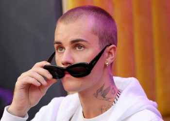 Justin Bieber da positivo a Covid-19 y cancela sus conciertos