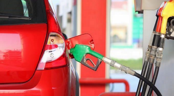 Congelan precios: Gobierno destina RD$610 millones para evitar alzas de 40 pesos en combustibles