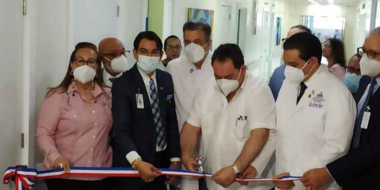 Con una inversión RD$70 millones gobierno inauguró unidad de Cardiología del hospital Cabral y Báez