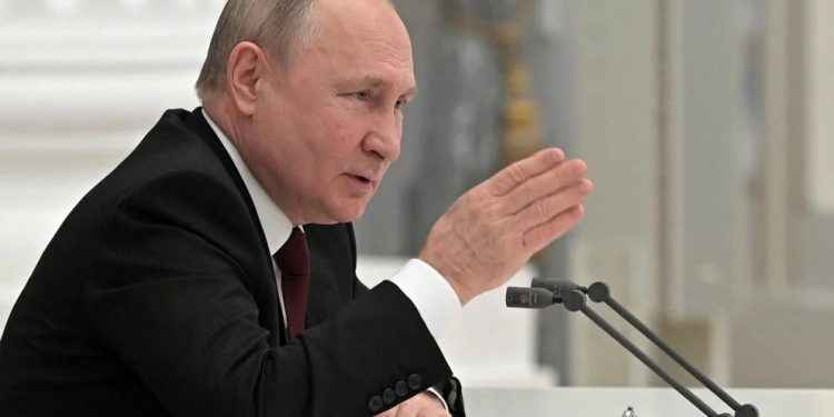 Rusia reconoce la independencia de las repúblicas autoproclamadas de Donetsk y Lugansk