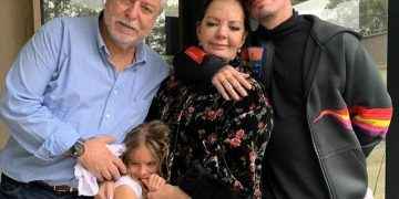 Hospitalizan a la mamá de J Balvin por Covid-19