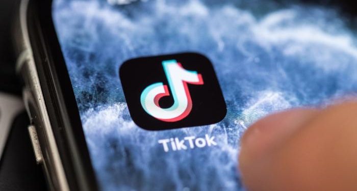 Tiktok trae de vuelta canciones con más de 25 años desde su lanzamiento
