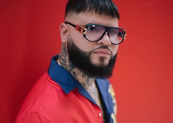 Farruko: Dios “le está haciendo un llamado” a Will Smith