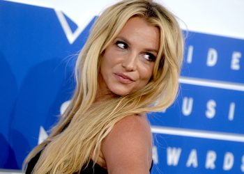 Britney Spears dice que planea tener bebés