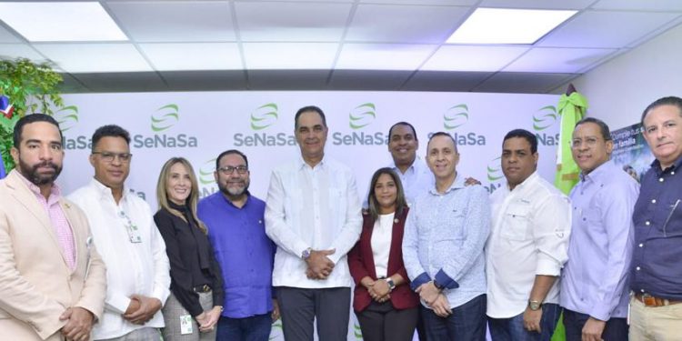 Nuevo centro de servicios de SeNaSa abre en Constanza