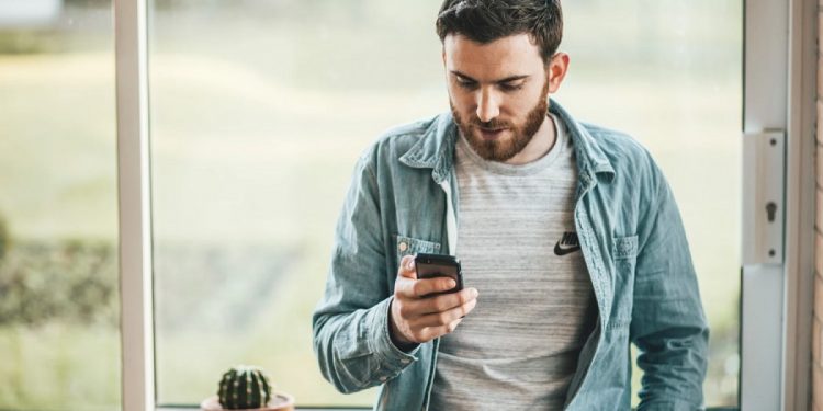Fomo: el síndrome vinculado a las redes sociales que no deja de crecer
