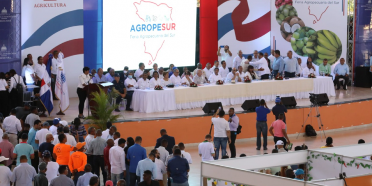 Presidente Abinader aumenta planes de apoyo al sector agropecuario para continuar con la abundancia de productos