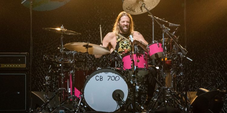 Encuentran muerto a Taylor Hawkins, baterista de Foo Fighters, en un hotel de Bogotá