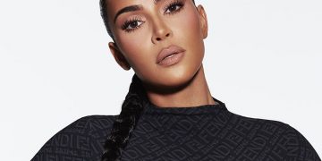 Kim se disculpa ante las críticas de sus consejos