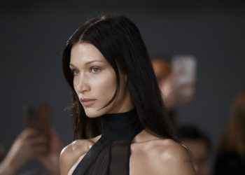 La supermodelo Bella Hadid acusa a Instagram de ocultar sus publicaciones relacionadas con Palestina