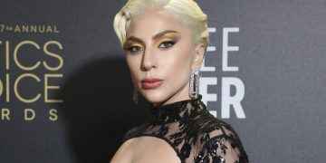 Lady Gaga responde a un fan algo importuno
