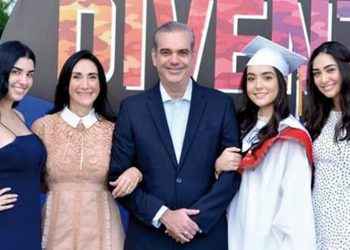 Abinader asistirá a graduación de una de sus hijas en Indiana, Estados Unidos