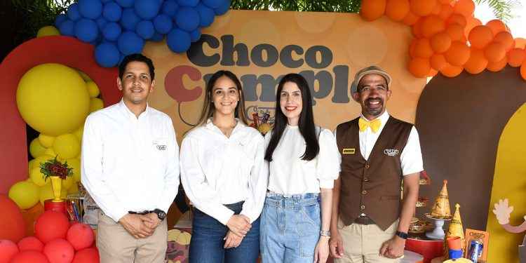 Cortés Hermanos presenta programa de cumpleaños en el nuevo Centro de Visitantes