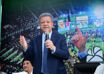 Leonel sobre reforma constitucional: en el año 2010 hicimos una consulta popular que duró dos años