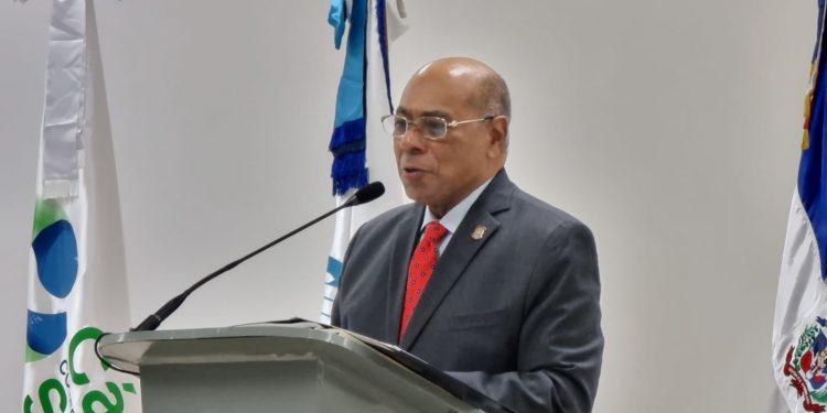 Presidente del Tribunal Constitucional rechaza emprender campaña de descrédito contra la Policía Nacional