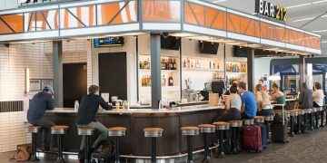 Pasajeros por aeropuertos NY-NJ disfrutarán de mejores precios productos consumen