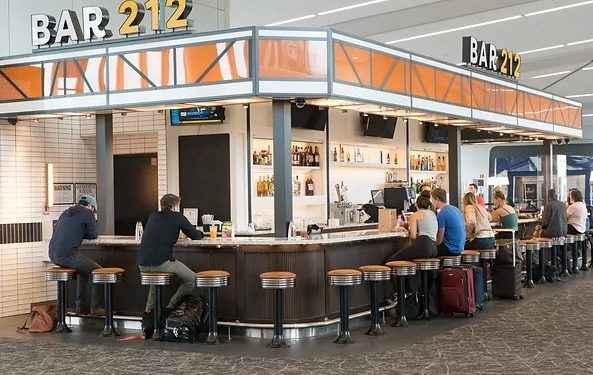 Pasajeros por aeropuertos NY-NJ disfrutarán de mejores precios productos consumen