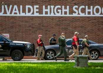 Masacre en una escuela de Texas: al menos 16 alumnos y una maestra fueron asesinados