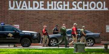 Masacre en una escuela de Texas: al menos 16 alumnos y una maestra fueron asesinados