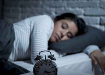 ¿La luna puede afectar al sueño?