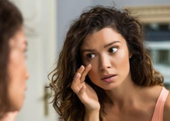 6 alimentos que ayudan a reducir las ojeras