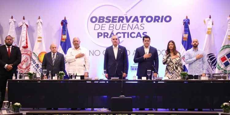 Presidente Abinader impulsa ciudadanía vigilante y organizada para construir una República más fuerte 