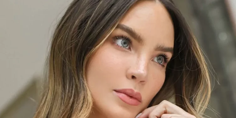 Belinda rompe el silencio sobre su salud tras casi desplomarse en concierto