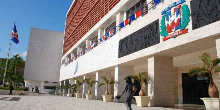 SIP expresa preocupación por proyectos anti libertad de prensa en República Dominicana