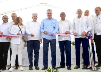 Gobierno inaugura reconstrucción de la avenida Francia en Santiago; inversión supera los RD$20 millones